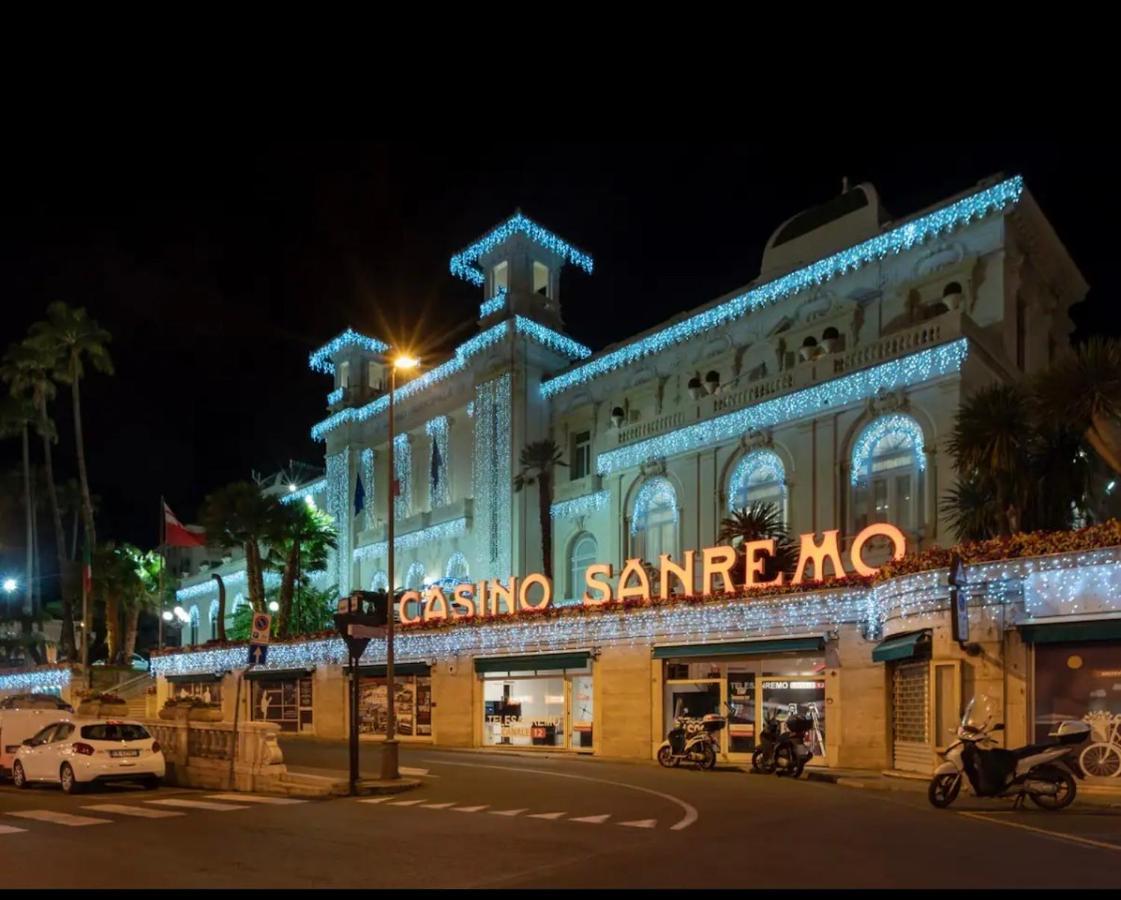 Vasca Idromassaggio, Appartamento Incantevole San Remo Kültér fotó